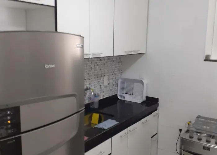 Apartamento Com Estacionamento, Telas Nas Varandas Arraial do Cabo